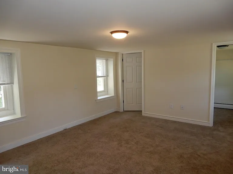 691 Stoneyford Rd #A — Photo 39