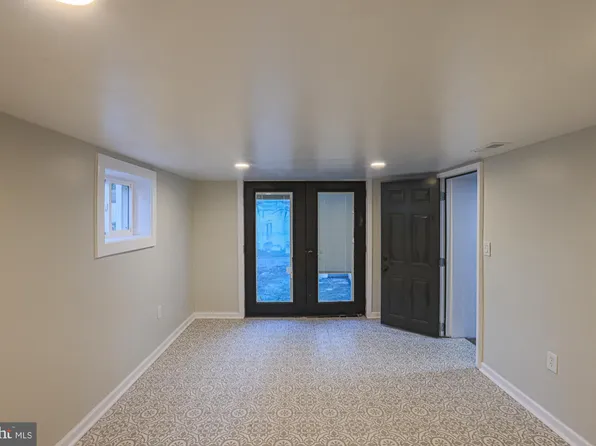 3010 Linwood Ave, Parkville, MD 21234