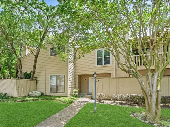 9327 Pagewood Ln, Houston, TX 77063