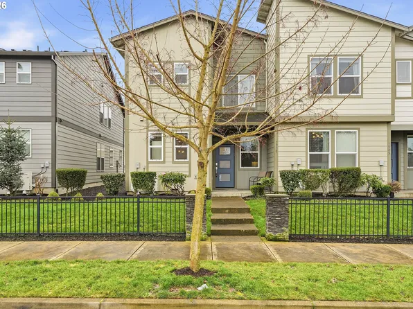 7950 SE Butternut Creek Pkwy, Hillsboro, OR 97123