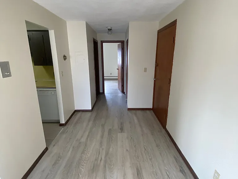 765 Somerville Ave — Photo 5
