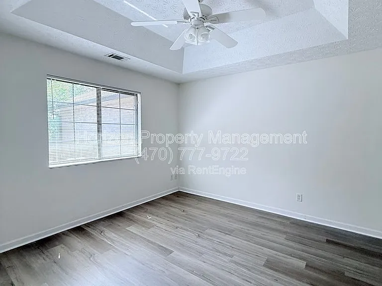 3987 Hidden Hollow Dr — Photo 11