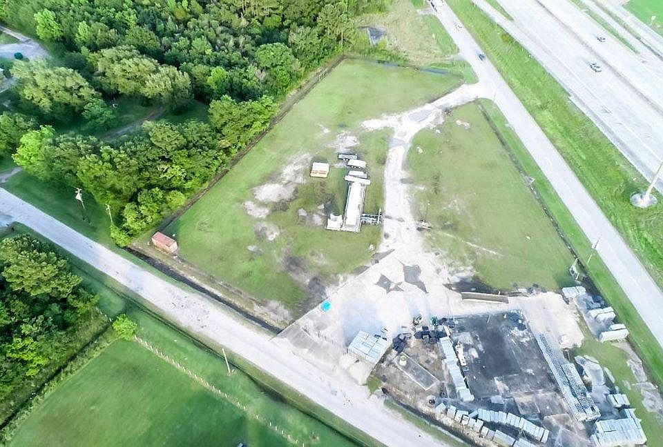 2nd image of 7042 Interstate Highway 10 W