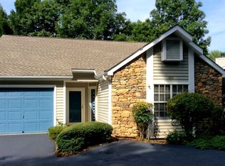 800 S Park Pl, Hendersonville, NC 28791