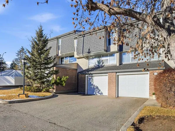 443 S Brae Glen Cres SW, Calgary, AB T2W 1B6