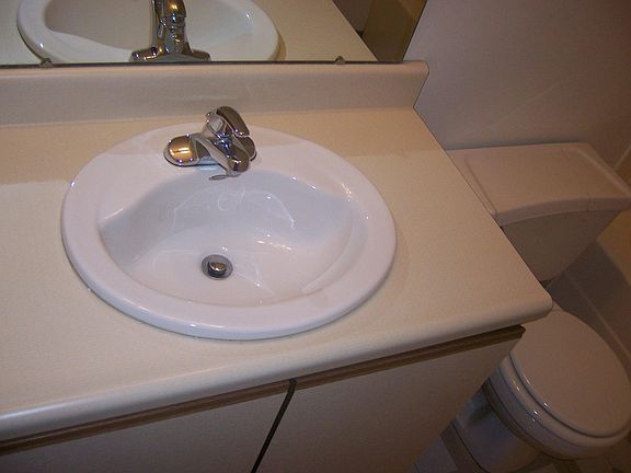 4th image of 1811 College Manor Dr APT A