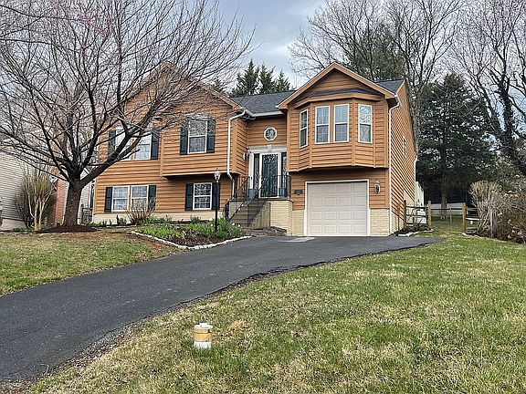 5th image of 6911 Fox Chase Rd