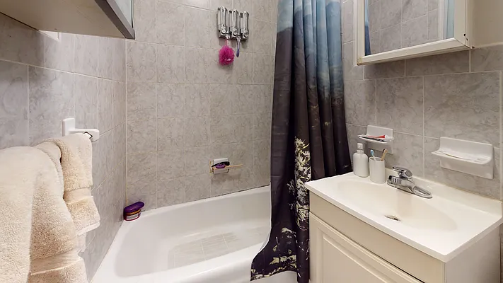 Rented by Bond New York | media 18