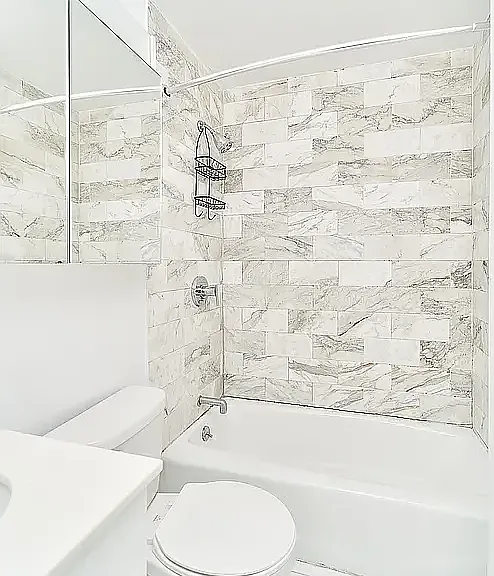 201 E 2nd St #3C — Photo 5