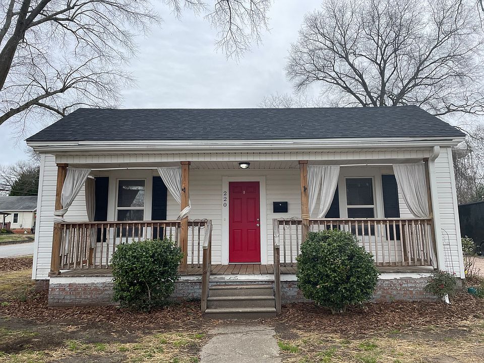 1st image of 220 S Rose Ave