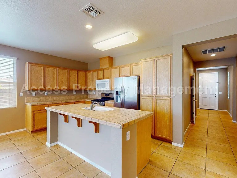 1245 W Springer Dr — Photo 17