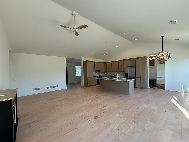 2628 Stahl Rd — Photo 2