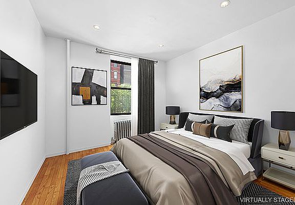 2nd image of 85 W 104th St #3H