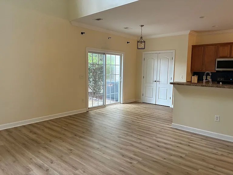 1026 Fairway Ln #A — Photo 5