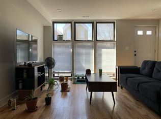 2336 W 19th St #1, Chicago, IL 60608