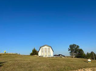 33 Ridge Rd, Sylvan Grove, KS 67481