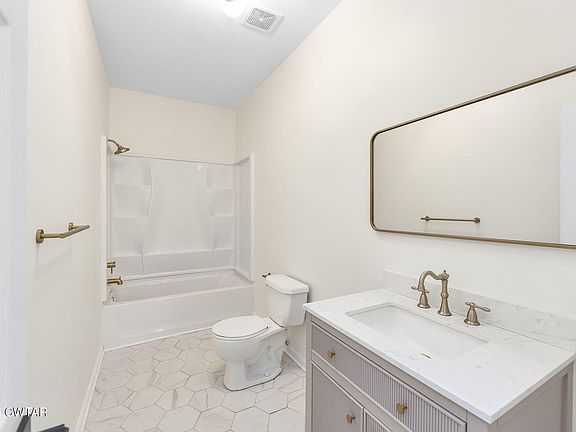 24th image of this home