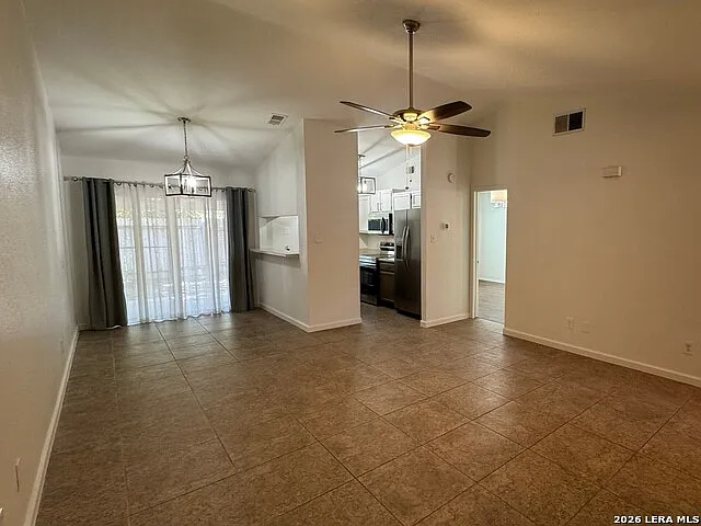 2 bed, 2.0 bath, 1037 sqft, $1,600 — Photo 4