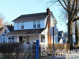 29 Plainfield Ave, Metuchen, NJ 08840