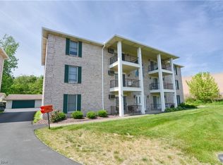 7386 Eisenhower Dr UNIT 1, Boardman, OH 44512