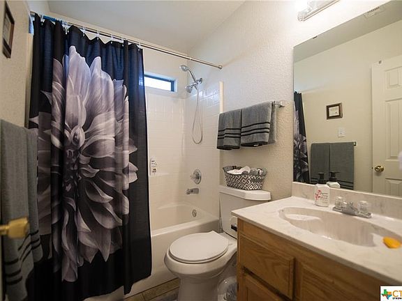 3rd image of 2809 Westwood Dr