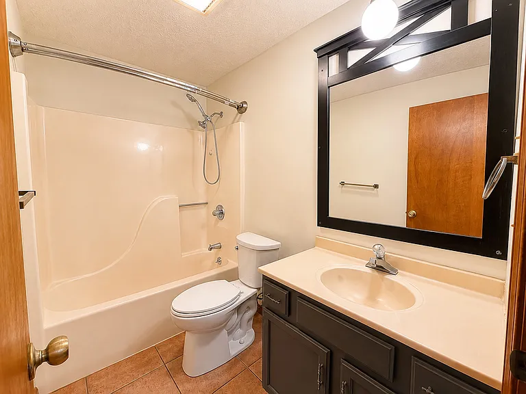 3219 Delaware St #7 — Photo 9