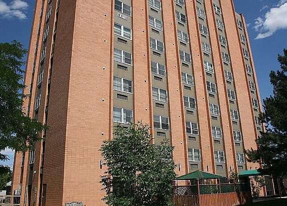 External view of multistory apartment building