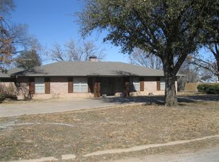 1506 W Elliott St, Breckenridge, TX 76424