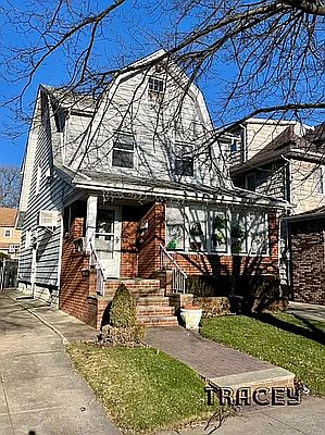 2nd image of 1729 Marine Pkwy