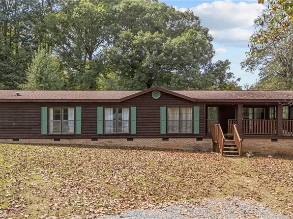 1701 Ramseur Julian Rd, Liberty, NC 27298