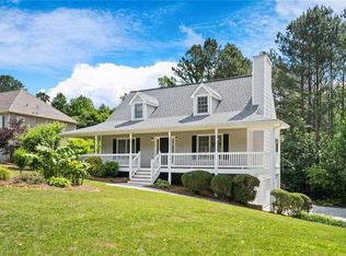 415 Valor Ridge Dr, Dallas, GA 30132