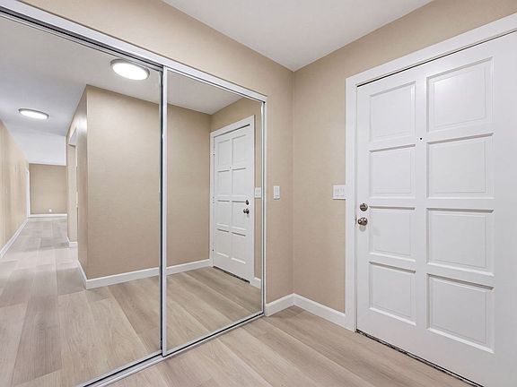 3rd image of 211 Avenida Monterey APT A