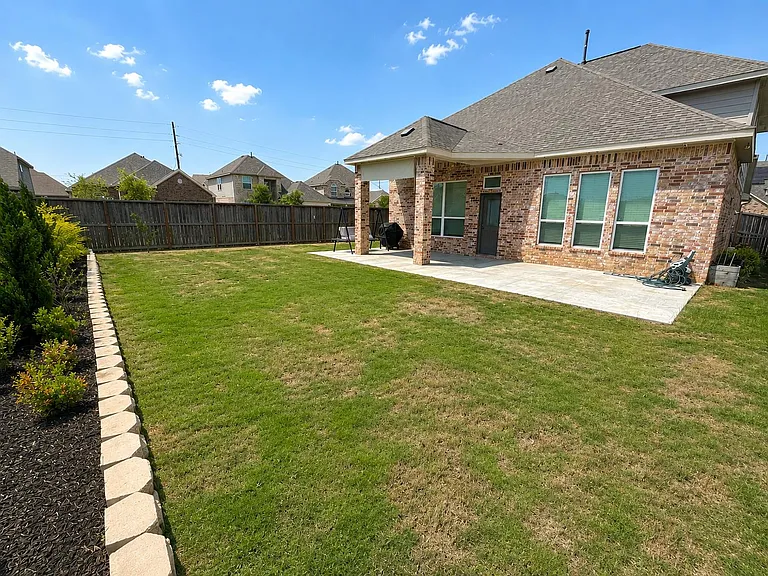 1927 Willow Rock Way — Photo 18