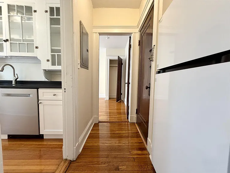 13 Ellery St #2 — Photo 2
