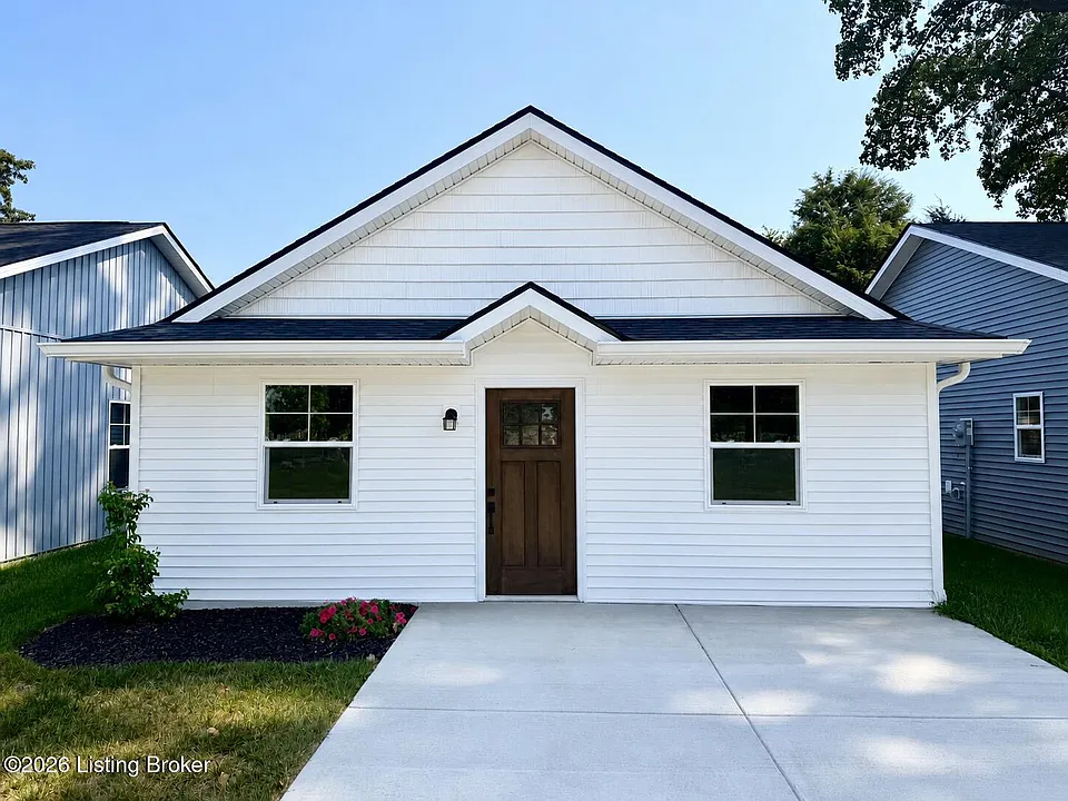 625 Main St