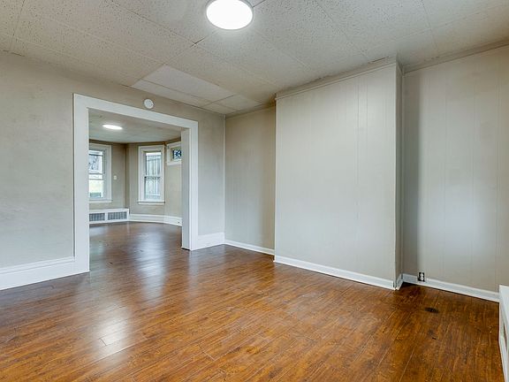 4th image of 415 Edgemont St