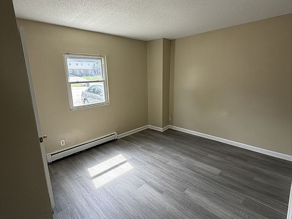 4th image of 1207 Hearthside St APT A