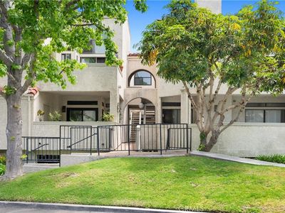 17172 Abalone Ln APT 211, Huntington Beach, CA, 92649