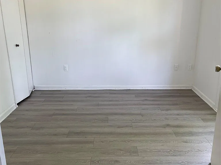 6330 Odessa Dr — Photo 31