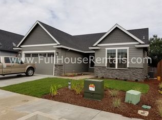 5434 King Arthur Ct, Eugene, OR 97402