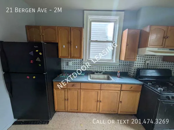 21 Bergen Ave #2M, Jersey City, NJ 07305