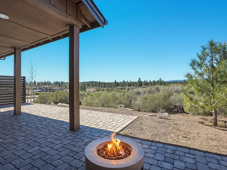 61281 McRoberts Ln — Photo 33