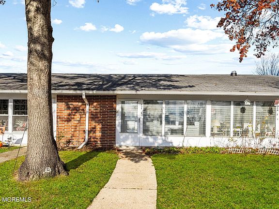 2nd image of 434 Portsmouth Drive #E