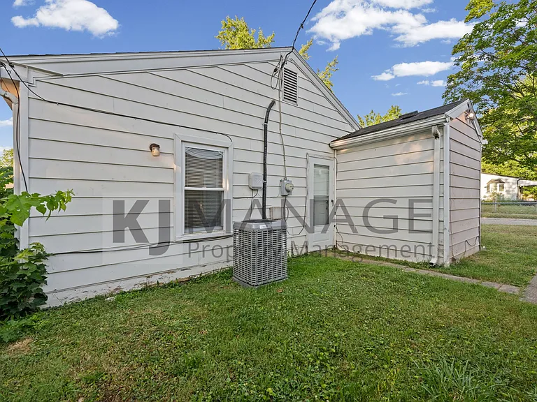 31682 Carlisle Pkwy — Photo 18