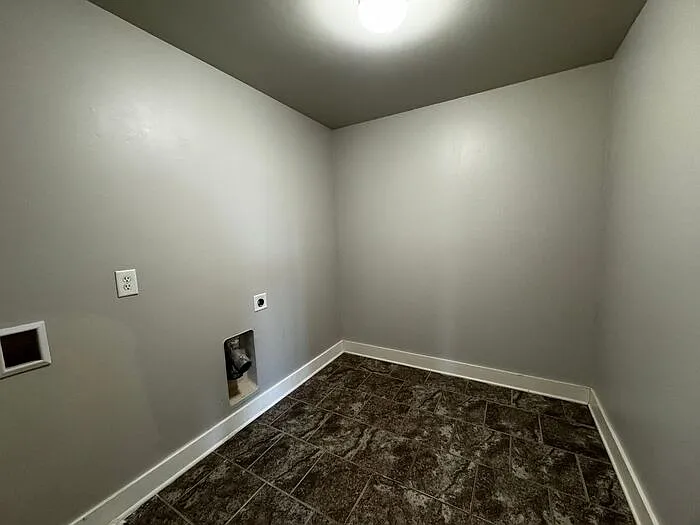 7605 Ashor Dr NW — Photo 30