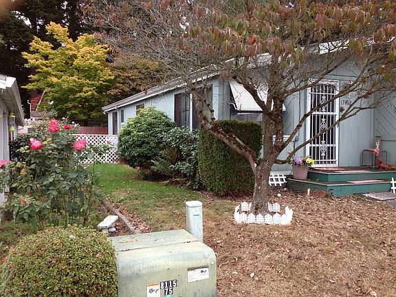 5th image of 17462 NE Glisan St