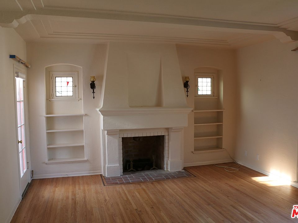 2nd image of 4243 6th Ave