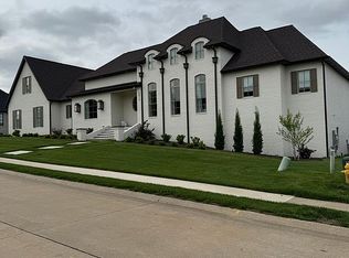 5814 Langholm Dr, Cape Girardeau, MO 63701