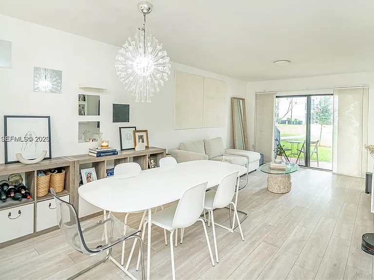 9856 Nob Hill Ln #9856 — Photo 12