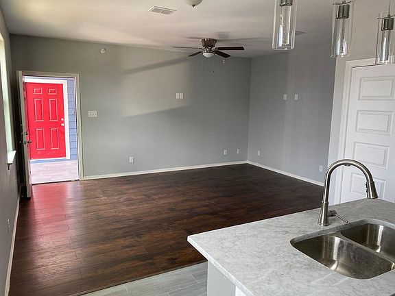 2nd image of 521 N Cynthia St #2-4-1